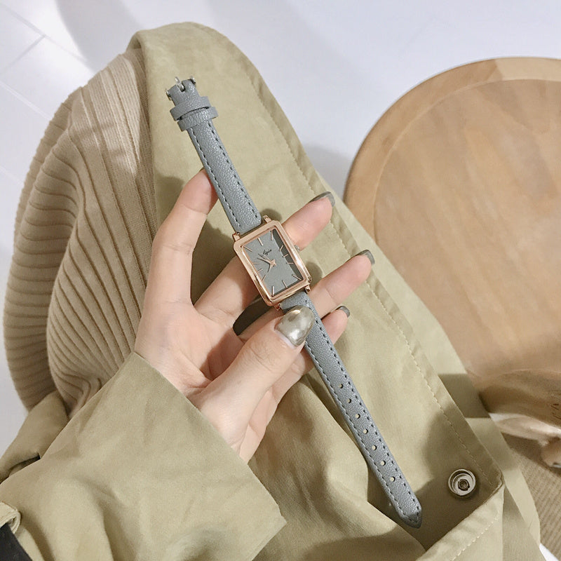 Montre Carrée Rétro Dentelle