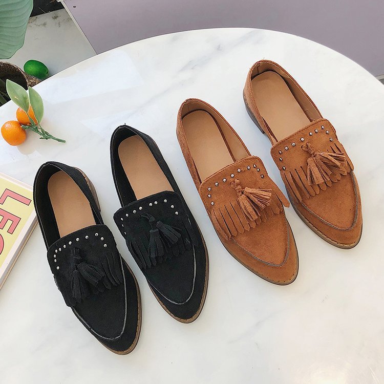 Chaussures Vintage British À Pompons