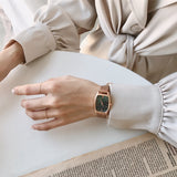 Montre Carrée Rétro Dentelle