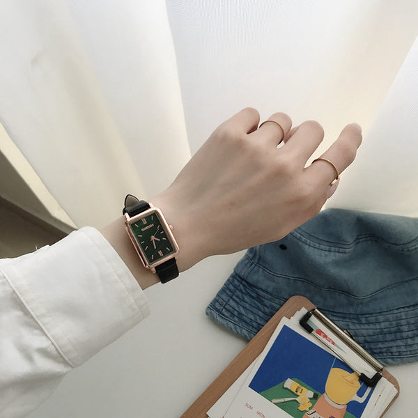 Montre Carrée Rétro Dentelle