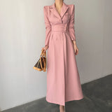 Robe de costume longue à la mode