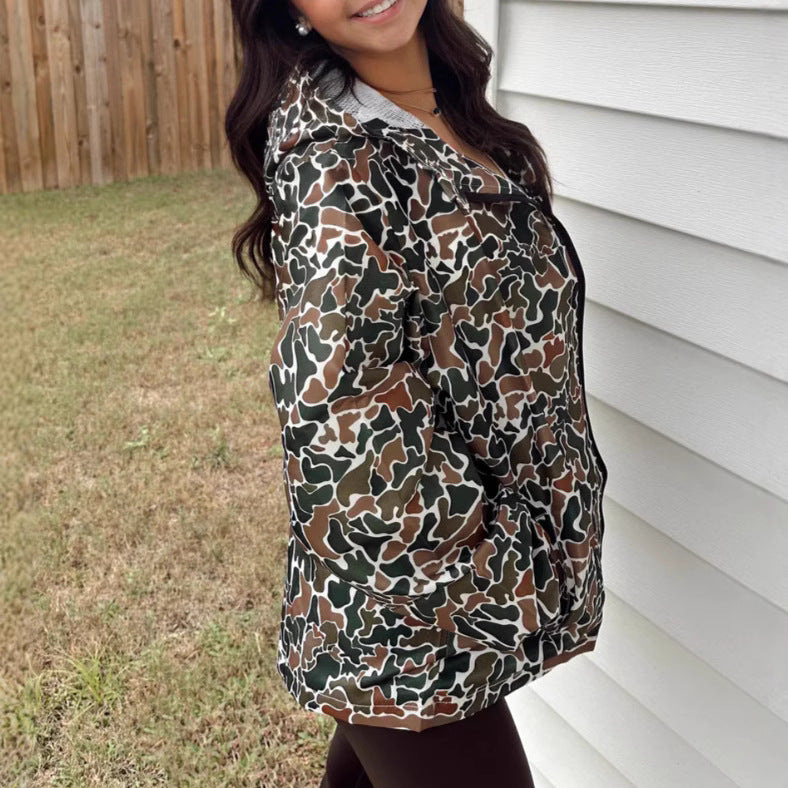Imperméable zippé camouflage femme