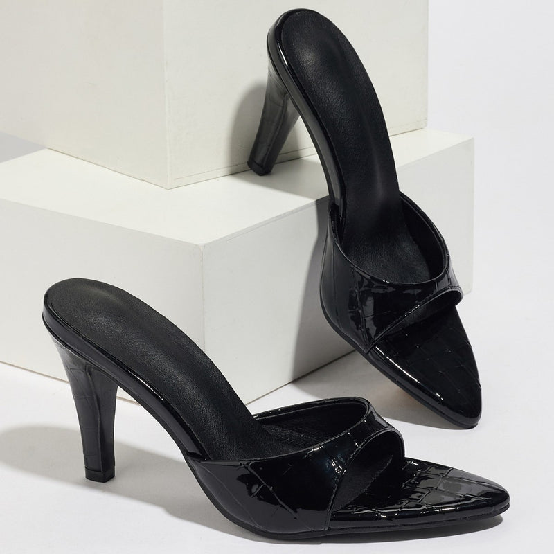 Talons Aiguilles Pointus Noirs