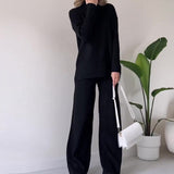 Ensemble Décontracté : Pull Col Roulé et Pantalon Droits